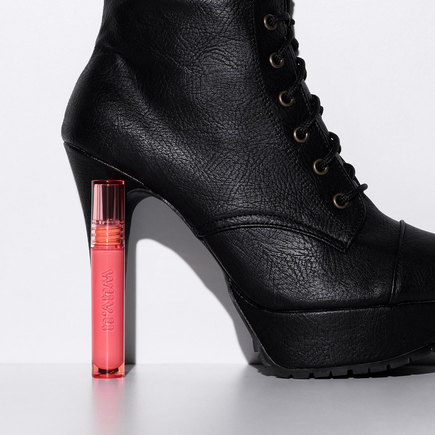 Glossy lip stain - so baby